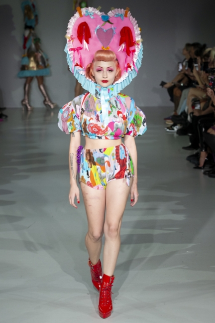 pam_hogg_ss20_72dpi_002