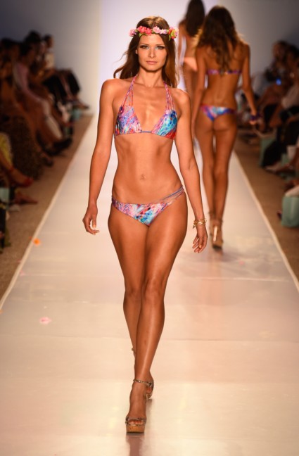 luli-fama-mercedes-benz-fashion-week-miami-swim-2015-runway-122