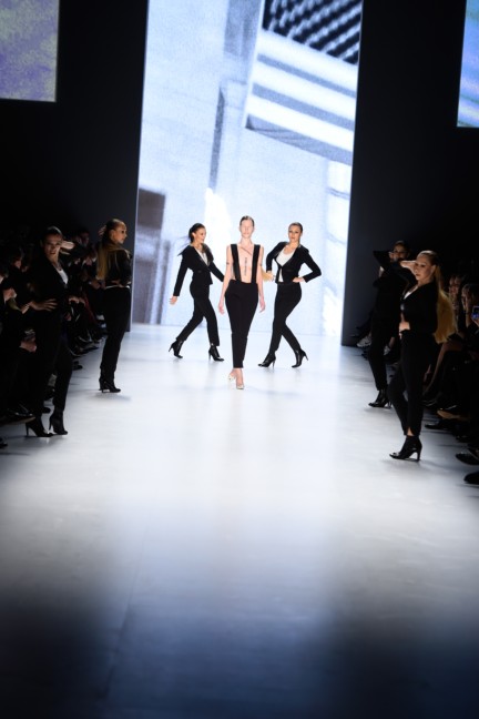 aw-2015_fashion-week-berlin_de_its-showtime-maybelline-new-york_53754