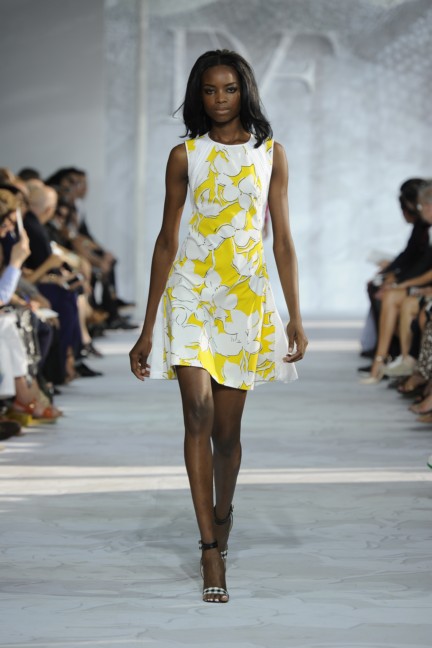 diane-von-furstenberg-new-york-fashion-week-spring-summer-2014-runway-32