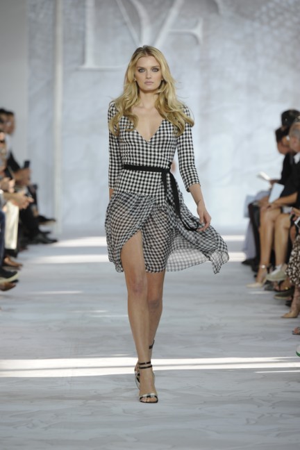 diane-von-furstenberg-new-york-fashion-week-spring-summer-2014-runway