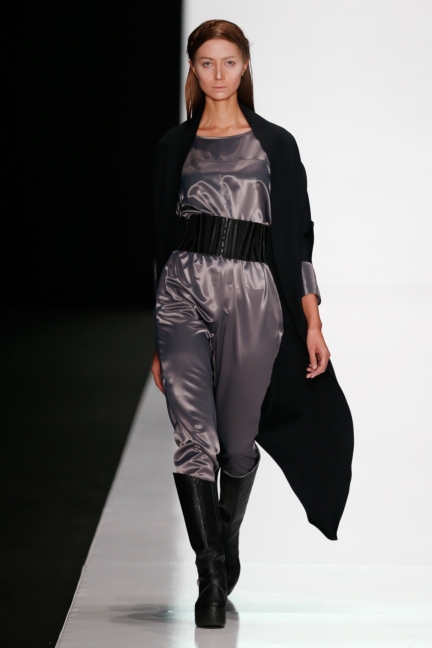 ss-2014_mercedes-benz-fashion-week-russia_ru_best-collections-of-bhsad_44019