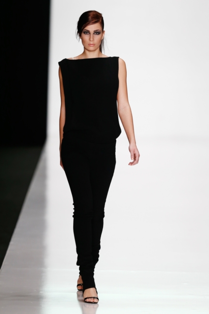 ss-2014_mercedes-benz-fashion-week-russia_ru_best-collections-of-bhsad_44035