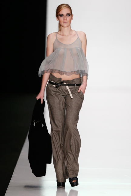 ss-2014_mercedes-benz-fashion-week-russia_ru_best-collections-of-bhsad_44048