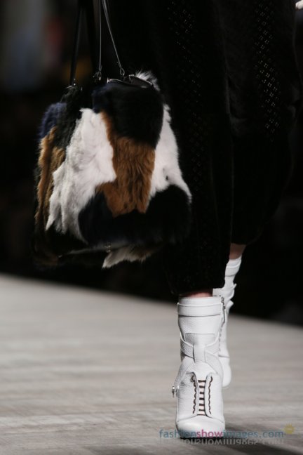 fendi-milan-fashion-week-autumn-winter-2014-00064