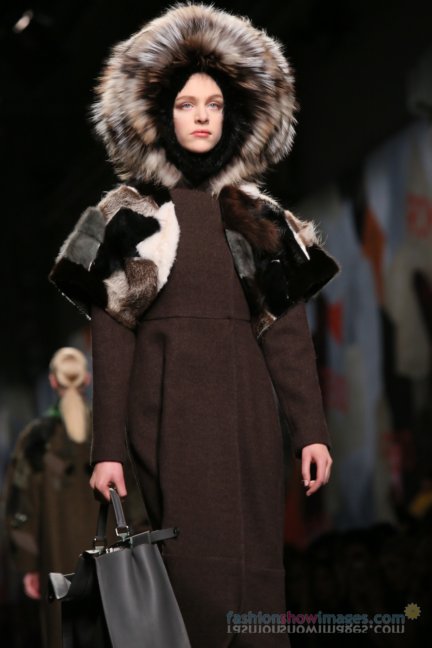 fendi-milan-fashion-week-autumn-winter-2014-00134