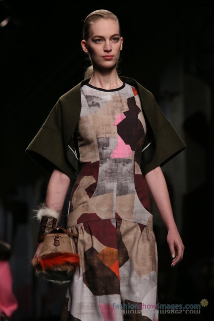 fendi-milan-fashion-week-autumn-winter-2014-00163