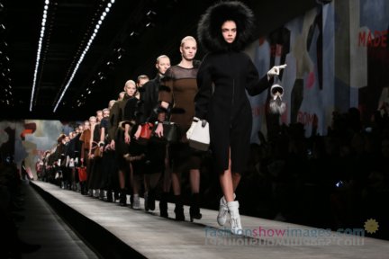 fendi-milan-fashion-week-autumn-winter-2014-00206