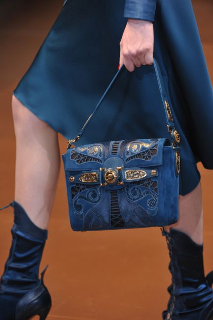versace-details-milan-fashion-week-autumn-winter-2014-00073