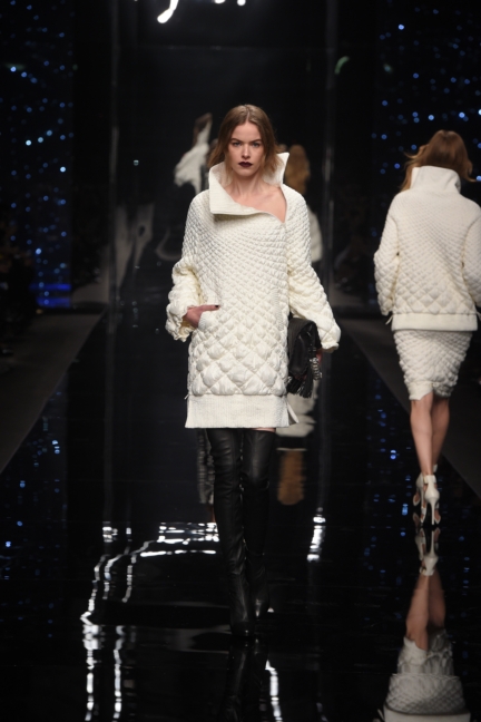 woman_fw1516_04