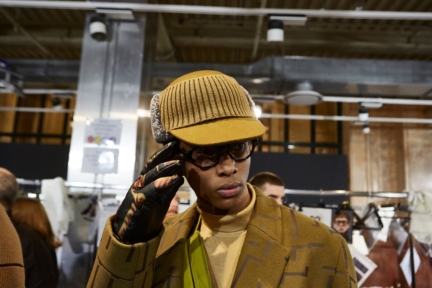 ermenegildo_zegna_fw2019_backstage_0021