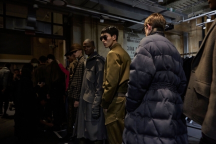 ermenegildo_zegna_fw2019_backstage_0023