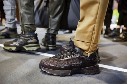 ermenegildo_zegna_fw2019_backstage_0054