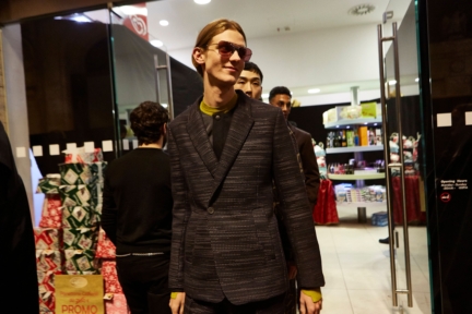 ermenegildo_zegna_fw2019_backstage_0092