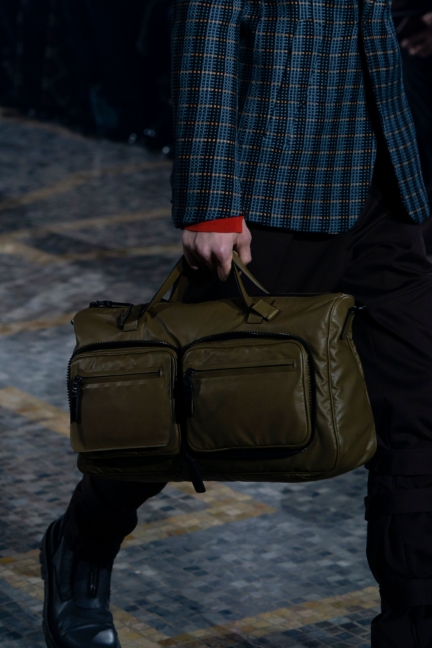 ermenegildo_zegna_fw2019_det_1034