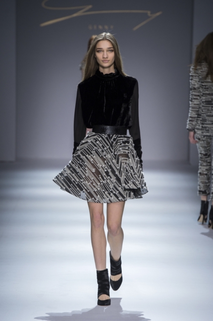 milan-fashion-week-genny-autumn-winter-2015-2016-runway-2