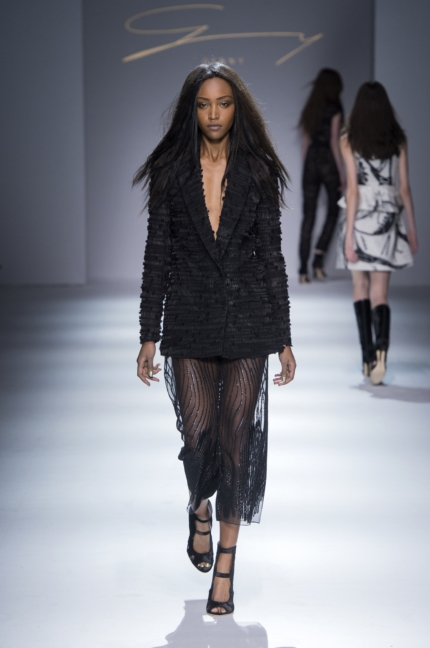 milan-fashion-week-genny-autumn-winter-2015-2016-runway-8