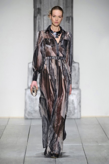 laura-biagiotti-milan-fashion-week-autumn-winter-2015-runway-10