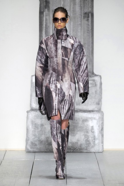 laura-biagiotti-milan-fashion-week-autumn-winter-2015-runway-4