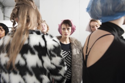 maxmara-milan-fashion-week-autumn-winter-2015-backstage-29