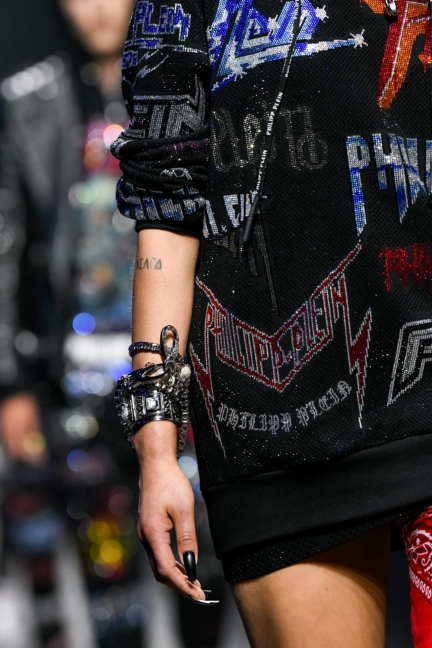 philipp-plein-mens-ss2020-details8558