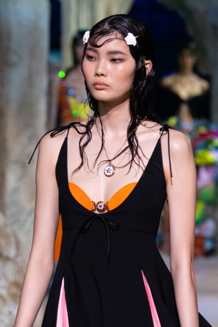 versace_ss21_details-130