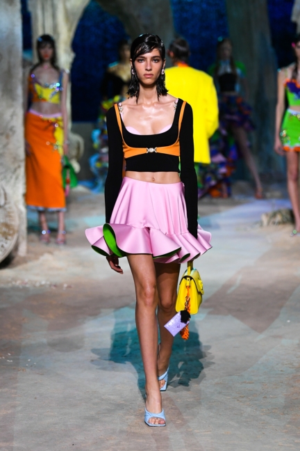 versace_ss21_look051