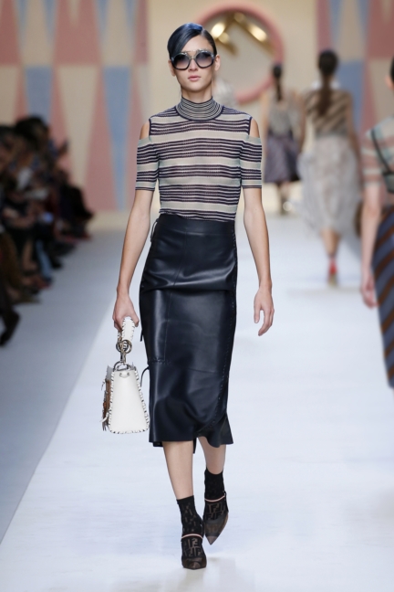 07_fendi_woman_ss_18