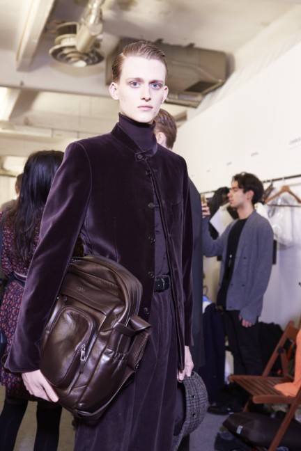 ermenegildo-zegna-milan-mens-autumn-winter-2015-backstage-27