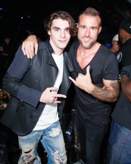 philipp-plein-men_s-ss16-fashion-show-party-rj-mitte-philipp-plein-bfanyc-3