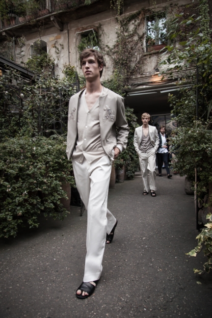 pringle-of-scotland_ss_2016_menswear_backstage_lr_11