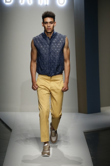 milan-mens-daks-spring-summer-2015-19