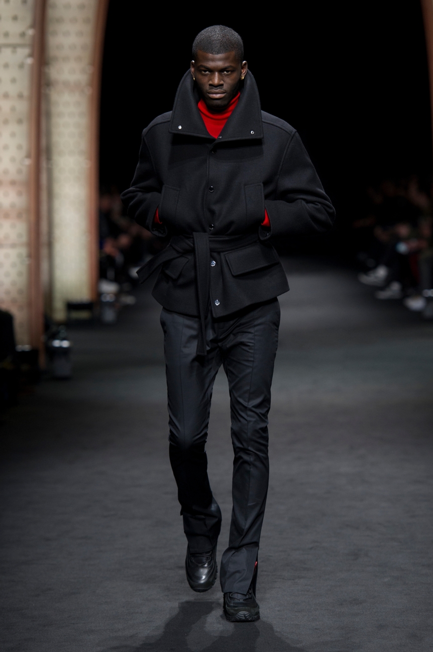 versace_men_fw17_-28