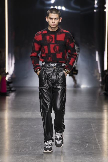 04_versace-mens-fw19