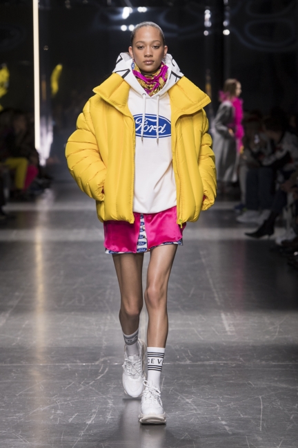 35_versace-mens-fw19