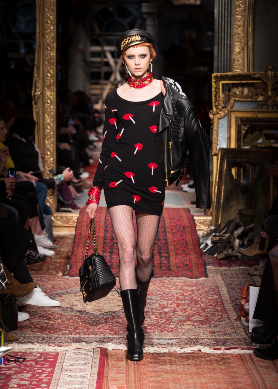 moschino-milan-fashion-week-aw-16-34