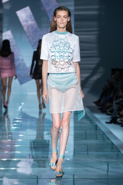 versace-w-ss15-look_22