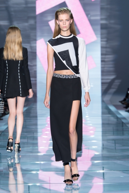 versace-w-ss15-look_4