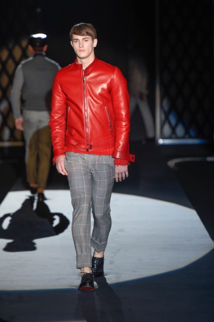 daks-milan-mens-autumn-winter-2015-20