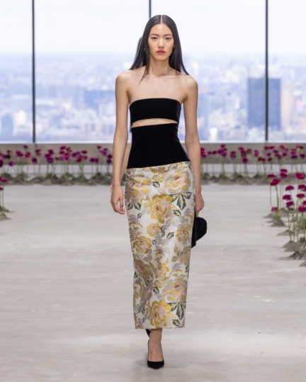 carolina-herrera-fw25-18