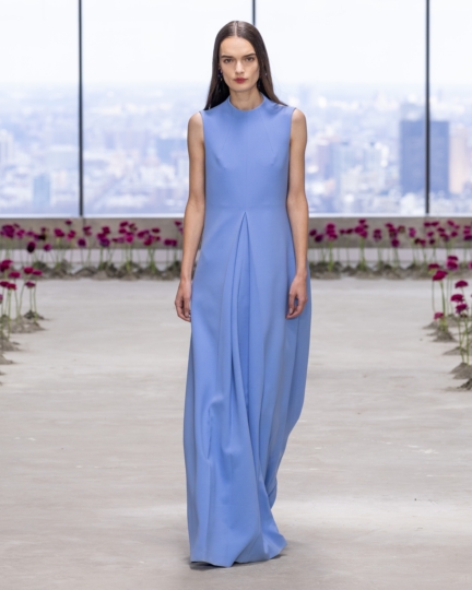 carolina-herrera-fw25-35