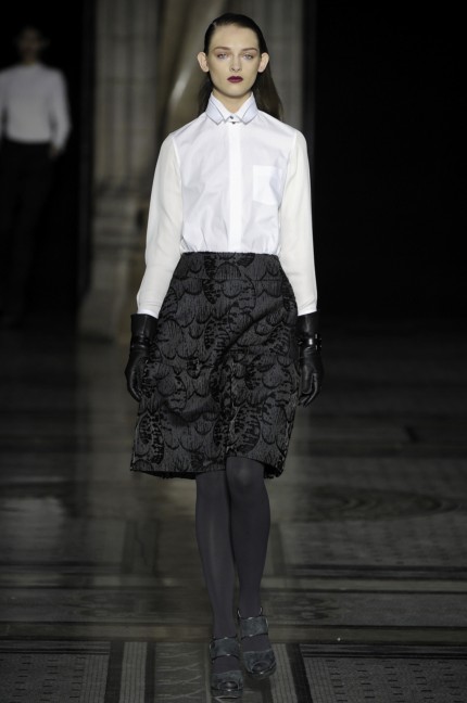 nicole_farhi_aw12_0138-look-11