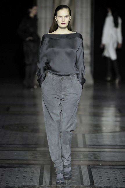 nicole_farhi_aw12_0233-look-17