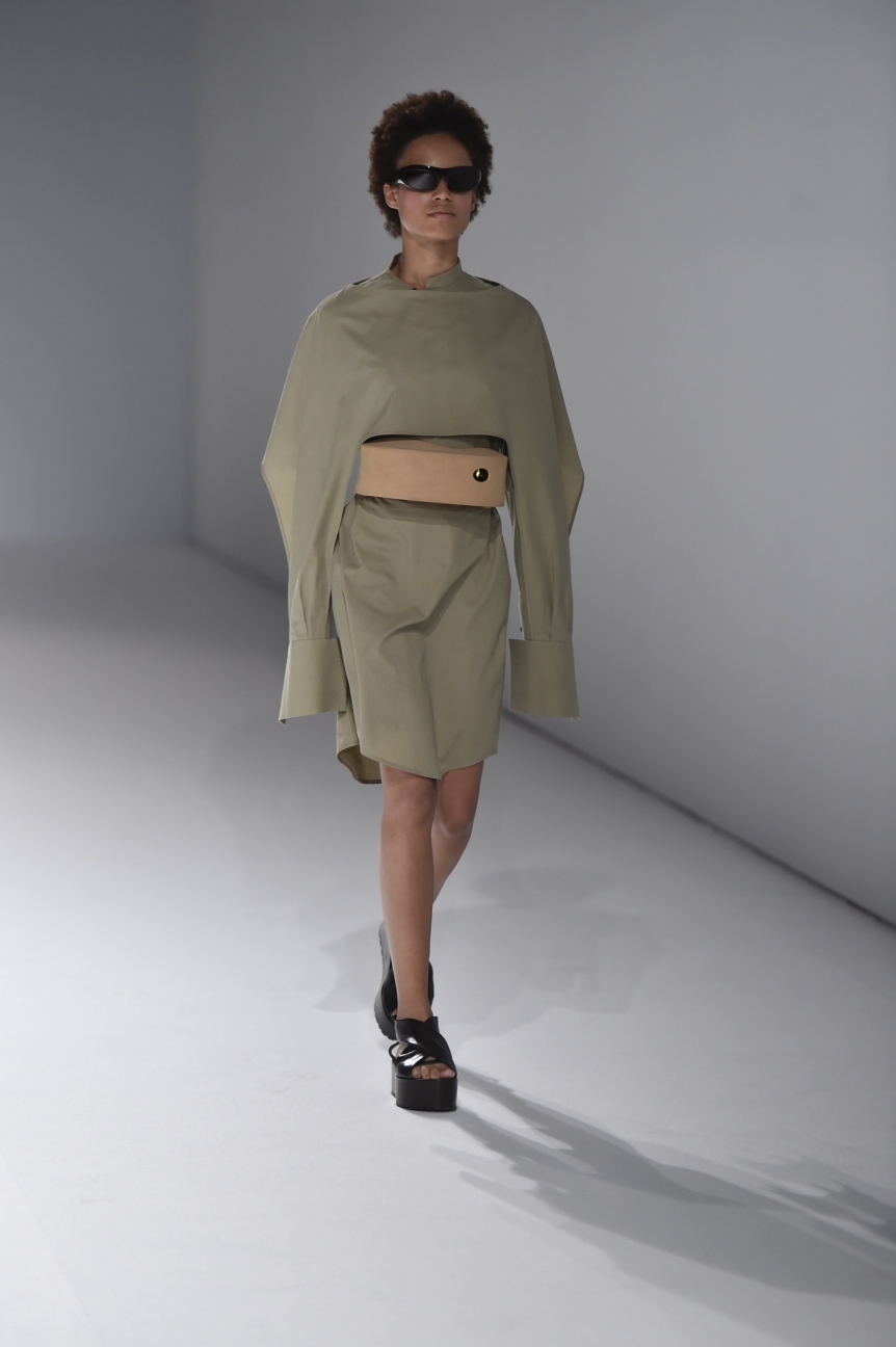 chalayan-look-21