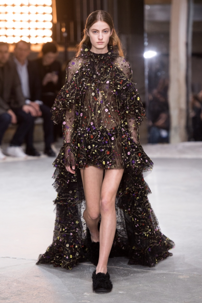 giambattista-valli-aw18-look-52