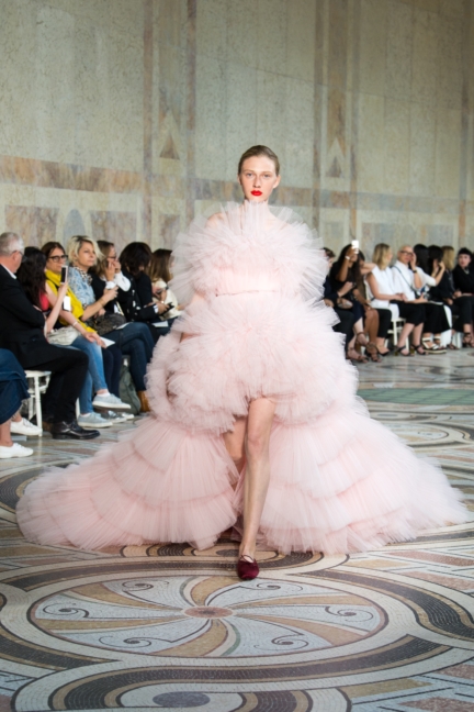 giambattista-valli-haute-couture-13-look-45