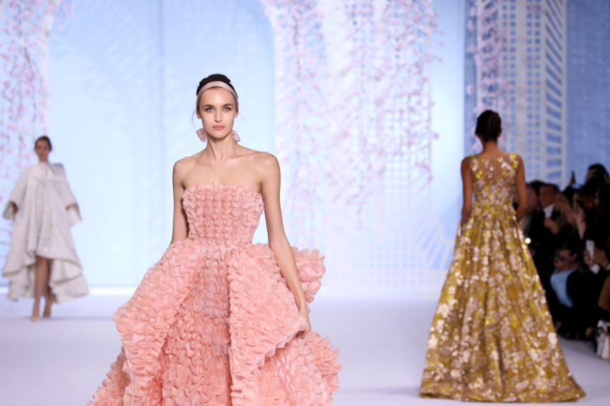 HONG KONG FASHION WEEK SS16: DESIGNERS SHOWCASE II - Earth To Iris