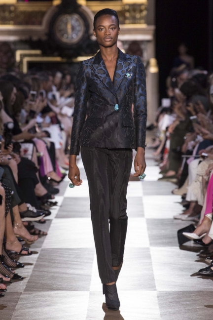 schiaparelli_hcaw1819_look_16