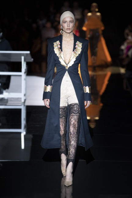 schiaparelli_aw1920_look_03