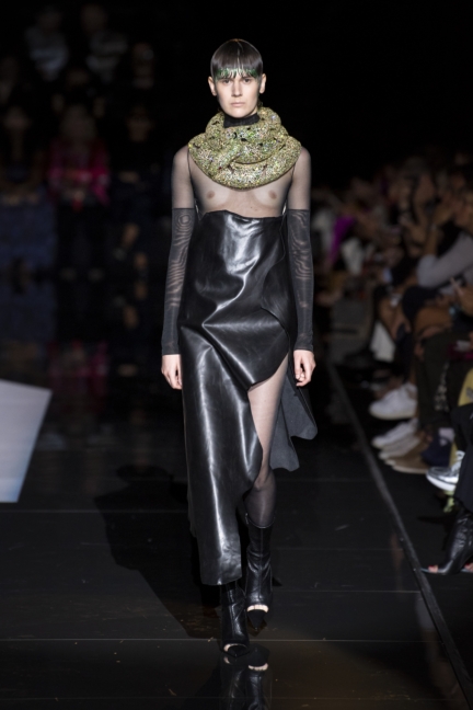 schiaparelli_aw1920_look_09